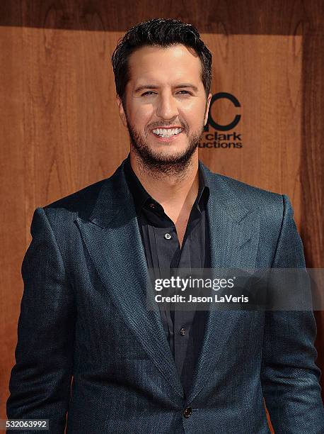 Singer Luke Bryan attends the 2016 American Country Countdown Awards at The Forum on May 01, 2016 in Inglewood, California.