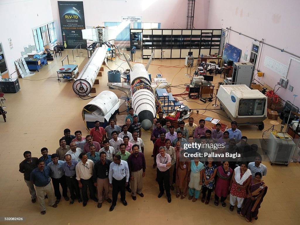 The project team of ISRO scientists and engineers working under the ...