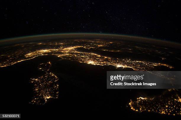 115 Earth At Night From Space Photos and Premium High Res Pictures - Getty  Images