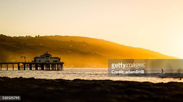 usa, california, los angeles county, malibu, pier at sunrise - malibu stock pictures, royalty-free photos & images