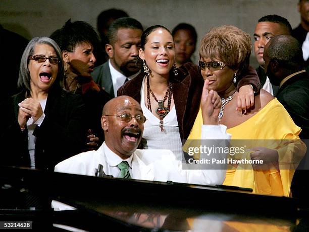 Singer Patti Austin, Musician Donnie Harper , singers Alicia Keys and Patti Labelle perform during the funeral of Luther Vandross at Riverside Church...