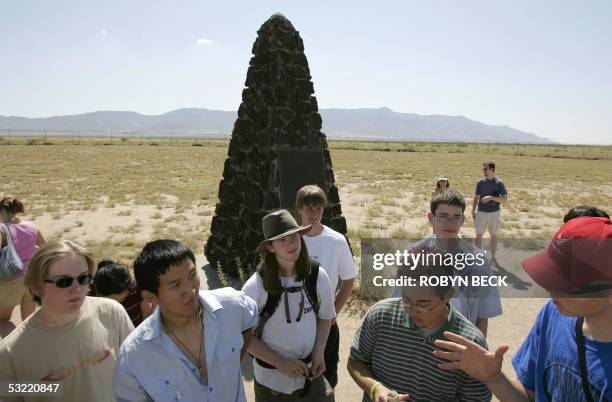White Sands, UNITED STATES: TO GO WITH AFP STORY "WWII-HISTORY-JAPAN-US-NUCLEAR-BOMBS-TEST-HISTORY" BY MARC LAVINE Students Lee Ga-Il from South...