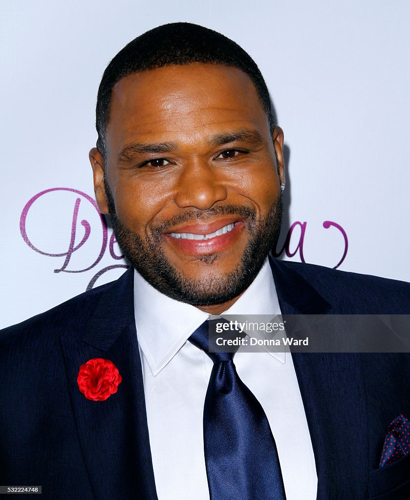 Anthony Anderson attends the VH1 "Dear Mama" taping at St.... News