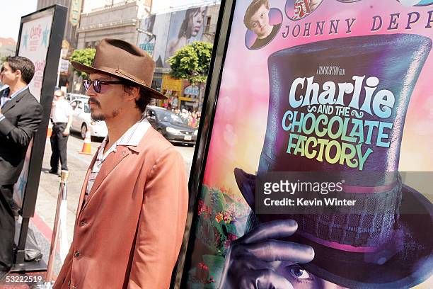 Actor Johnny Depp arrives at the Warner Bros. Premiere of Charlie and the Chocolate Factory at the Grauman's Chinese Theatre on July 10, 2005 in...