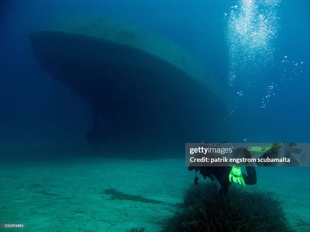 Wreck silhouette