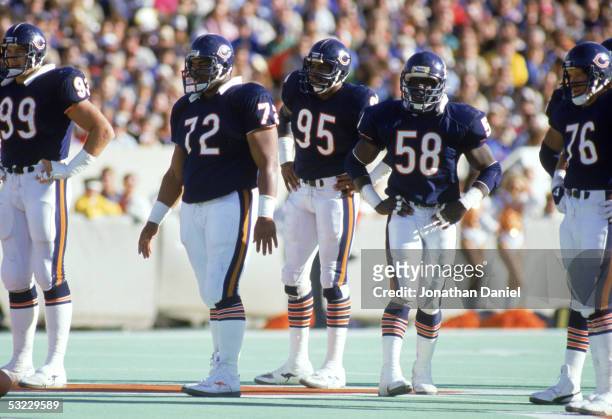 Defensive lineman Dan Hampton, William Perry, Richard Dent, linebacker Wilber Marshall and left tackle Steve McMichael of the Chicago Bears wait to...