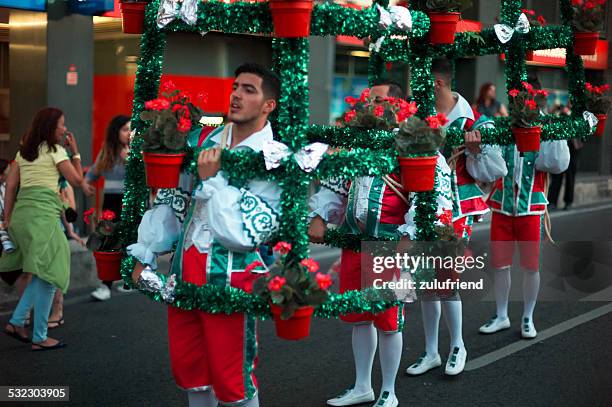 celebrações em lisboa - santos populares imagens e fotografias de stock