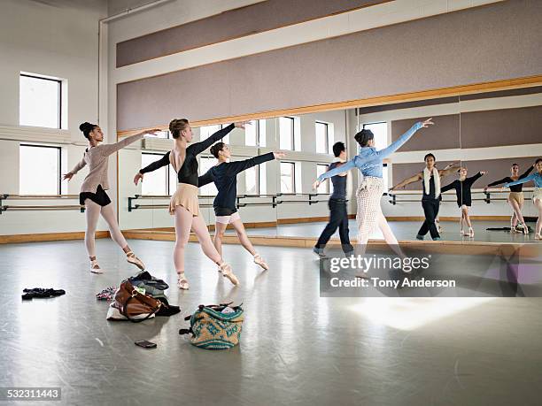 ballet students rehearsing in studio - choreographer stock pictures, royalty-free photos & images