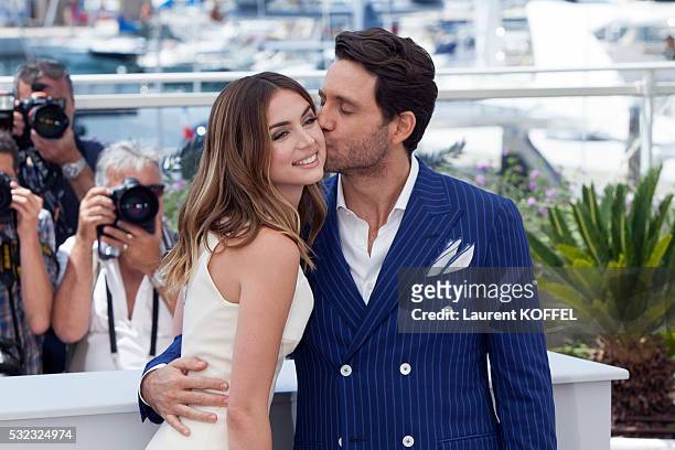 Edgar Ramirez and Ana de Armas attend the 'Hands Of Stone' Photocall during the 69th annual Cannes Film Festival on May 16, 2016 in Cannes, France.