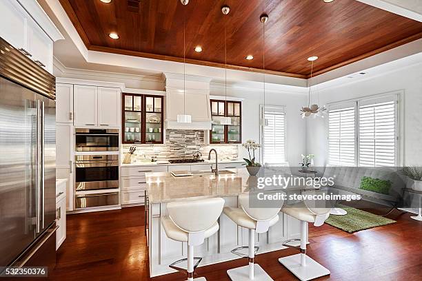 contemporary kitchen - kitchen fashion stock pictures, royalty-free photos & images