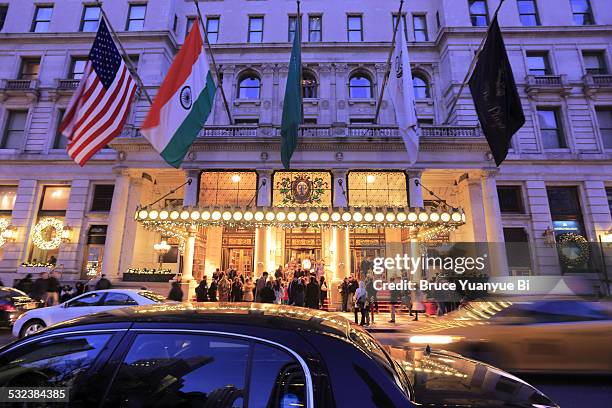 plaza hotel night view - hotel plaza manhattan stock pictures, royalty-free photos & images