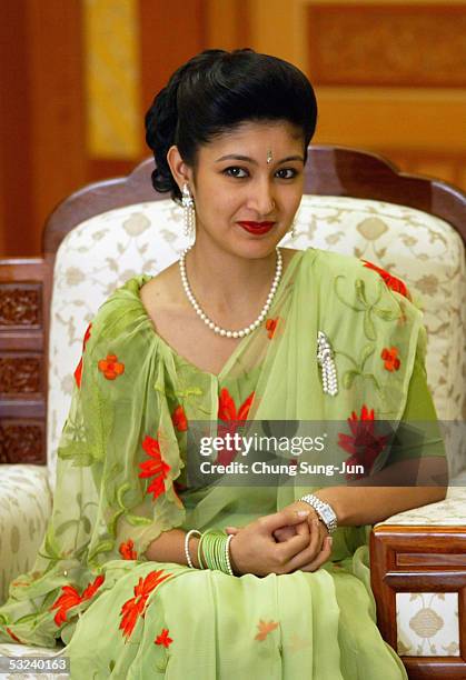Nepalese Crown Princess Himani Rajya Laxmi Devi Shah attends a visit to South Korean President Ron Moo-Hyun at the presidential house on July 15,...
