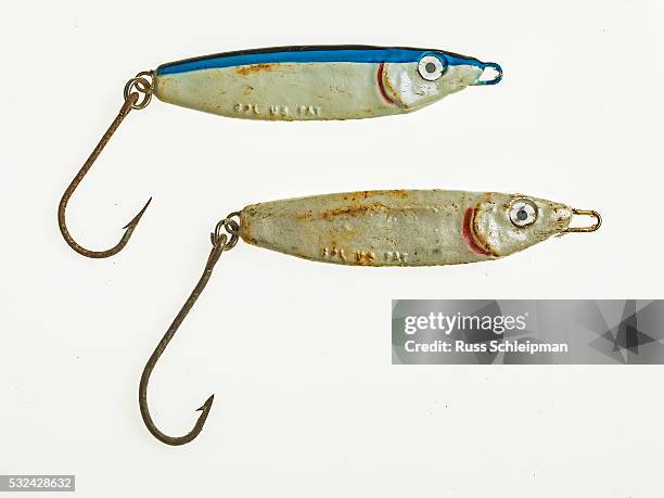 fishing lure - cebo fotografías e imágenes de stock