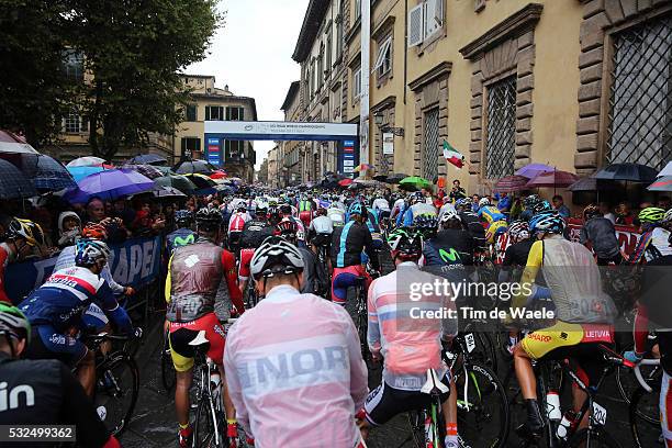 Road World Championships 2013 / RR Men Elite Illustration Illustratie / Peleton Peloton / Start depart / LUCCA City Ville Stad / Lucca - Firenze /...