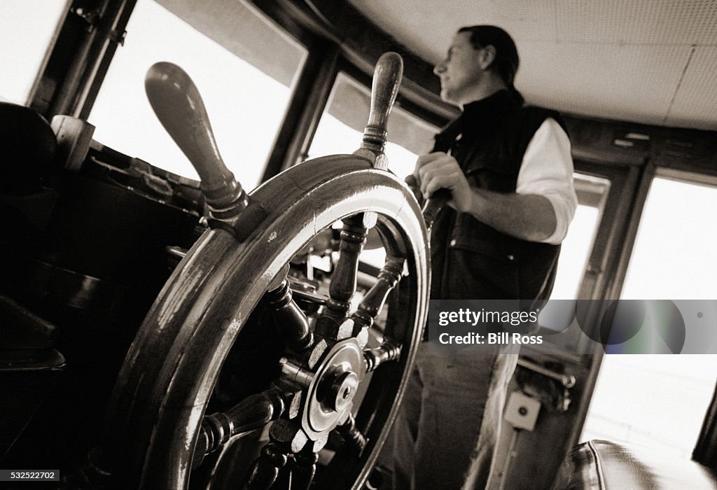 Captain Piloting Glenn Cove Tugboat