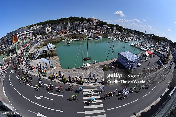 102nd Tour de France / Stage 6 Illustration Illustratie/ Peloton Peleton/ Public Publiek Spectators Fans Supporters / Landscape Paysage/ Sea Mer/...