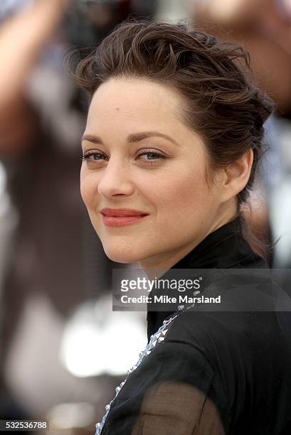 Marion Cotillard attends 'It's Only The End Of The World ' during the Photocall - The 69th Annual Cannes Film Festival on May 19, 2016 in Cannes.