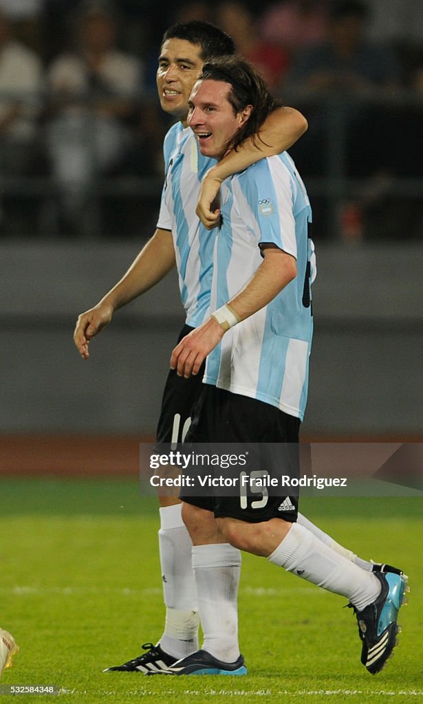 Beijing 2008 - Football - Argentina vs Brazil