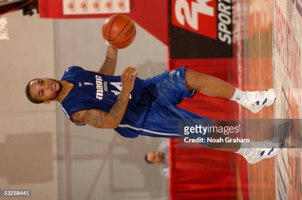 Jameer Nelson of the Orlando Magic moves the ball during the NBA Vegas Summer League on July 10, 2005 in Las Vegas, Nevada. NOTE TO USER: User...