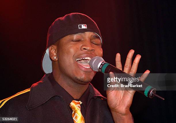 Musician Ne-Yo performs at the Shawn "Jay-Z" Carter Hosts Teen People Listening Lounge at the Canal Room on July 20, 2005 in New York City.