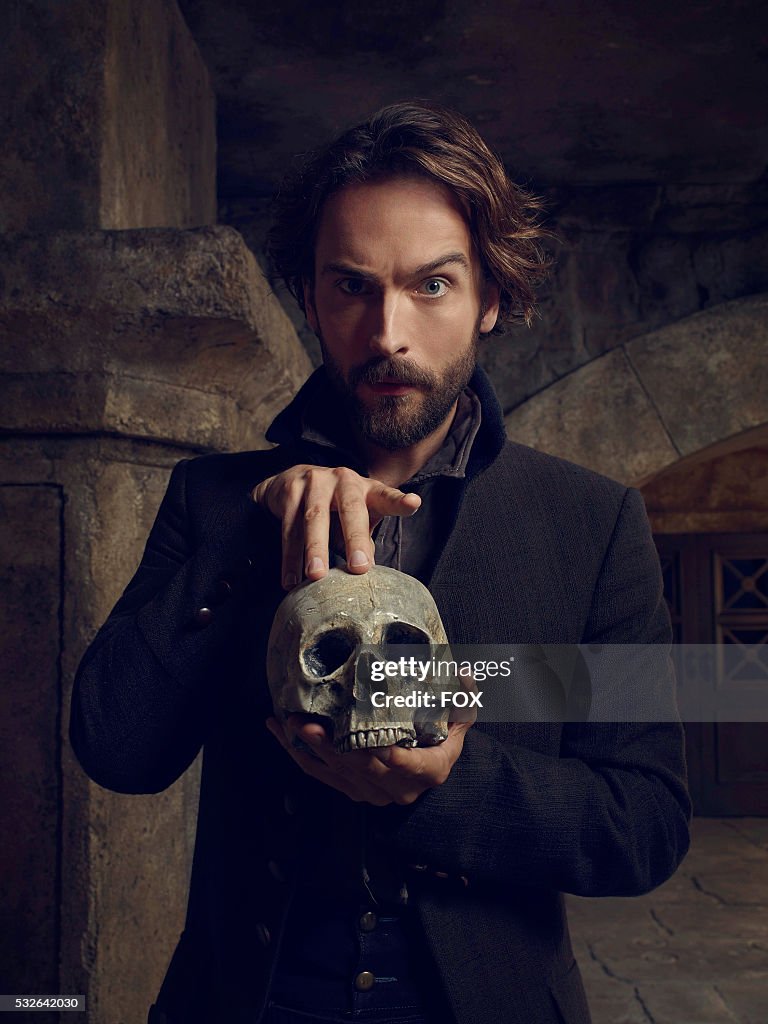 Sam Fior Tom Mison as Ichabod Crane. SLEEPY HOLLOW Season Three premieres ...