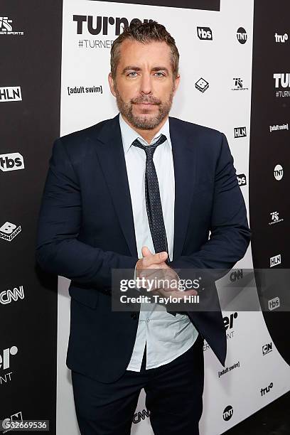 Actor Jason Jones attends the Turner Upfront 2016 arrivals at The Theater at Madison Square Garden on May 18, 2016 in New York City.