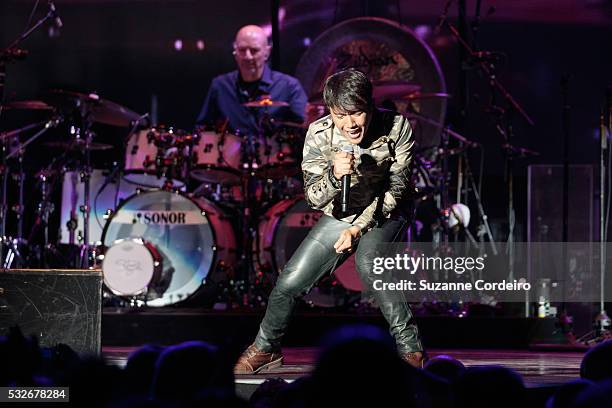 Arnel Pineda of Journey performs at the Austin360 Amphitheater on May 18, 2016 in Austin, Texas.