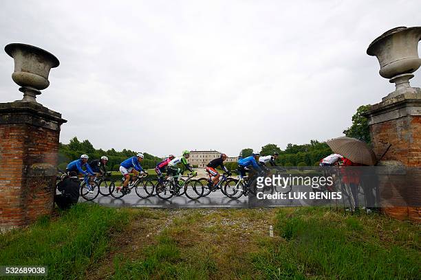 The peloton rides past the Villa Farsetti during the 12th stage of the 99th Giro d'Italia, Tour of Italy, from Noale to Bibione on May 19, 2016....