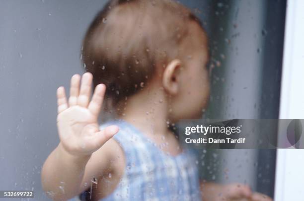 Baby Rude Finger 168 Rude Baby Stock Photos, High-Res Pictures, and Images - Getty Images