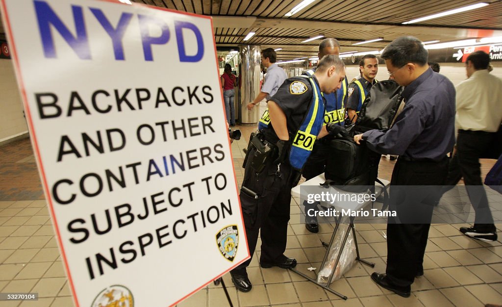 New York Begins Random Bag Searches on Subway