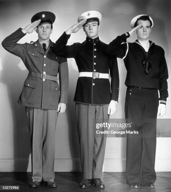 army, marine & navy men in uniform saluting - army soldier photos 個照片及圖片檔