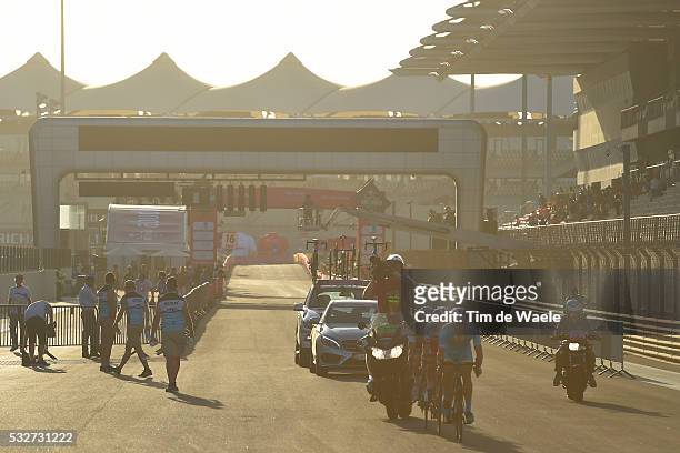 1th Abu Dhabi Tour 2015 / Stage 4 LUTSENKO Alexey / VORGANOV Eduard / BRAMBILLA Gianluca / Yas Marina Circuit - Yas Marina Circuit / The Yas Stage...