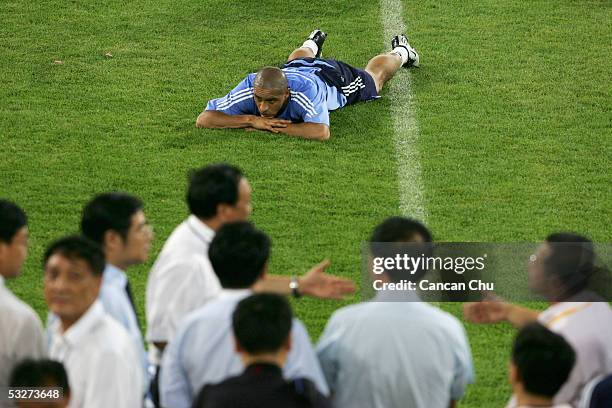 Real Madrid's Roberto Carlos takes a break at the end of a training session at the Teda Stadium on July 22, 2005 in Tianjin, China. Real Madrid are...