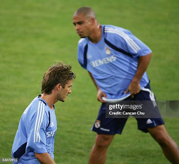 Real Madrid's David Beckham and Ronaldo take part in a training session on July 22, 2005 at the Teda Stadium in Tianjin, China. Real Madrid is on a...