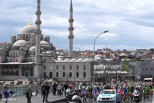 50th Tour of Turkey 2014/ Stage 8 Ilustration Ilustratie/ Peloton Peleton/ Landscape Paysage/ City Village/ Istambul/ Mosque Mosquee/ Publik...
