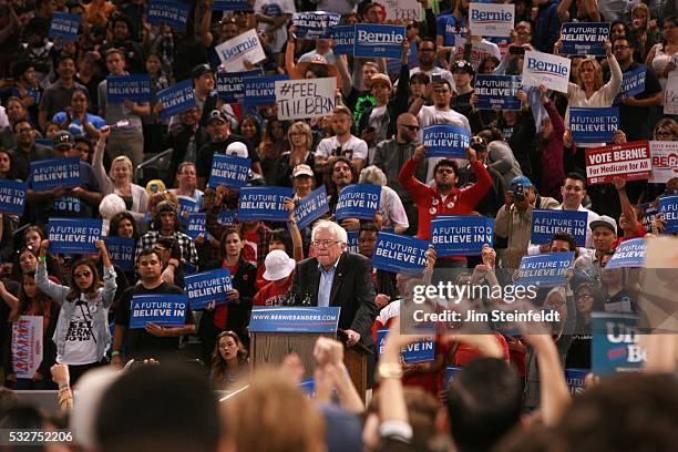 Bernie Sanders, Democratic presidential candidiate, speaks at campaign rally at Calfornia Sate University, Dominquez Hills in Carson, California on...