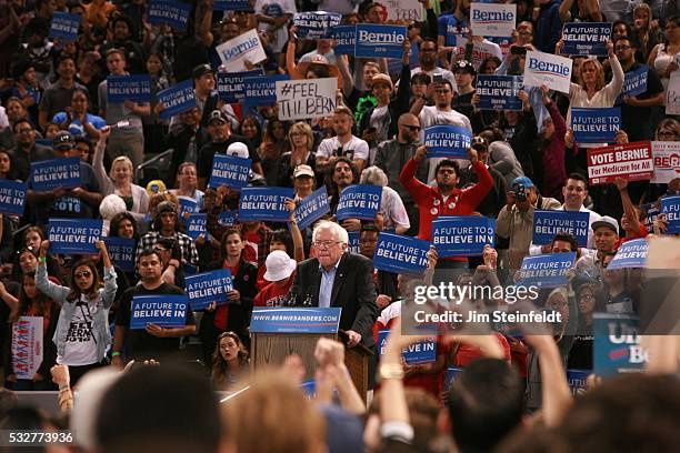 Bernie Sanders, Democratic presidential candidate, speaks at campaign rally at California Sate University, Dominguez Hills in Carson, California on...