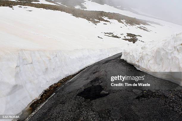 97th Tour of Italy 2014 / Restday Passo Gavia 2618m / Closed due to snow Fermee Gesloten / Illustration Illustratie / Landscape Paysage Landschap /...