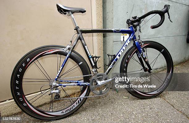 Bike of Lance Armstrong during the third stage of the 2005 Dauphine Libere,a time trial in Roanne.