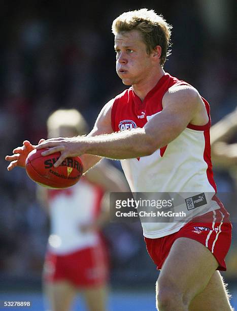 Ryan O'Keefe of the Swans in action during the round seventeen AFL match between the Sydney Swans and the West Coast Eagles held at the Sydney...