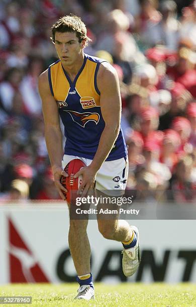 Travis Gaspar of the Eagles in action during the round 17 AFL match between the Sydney Swans and the West Coast Eagles at the Sydney Cricket Ground...