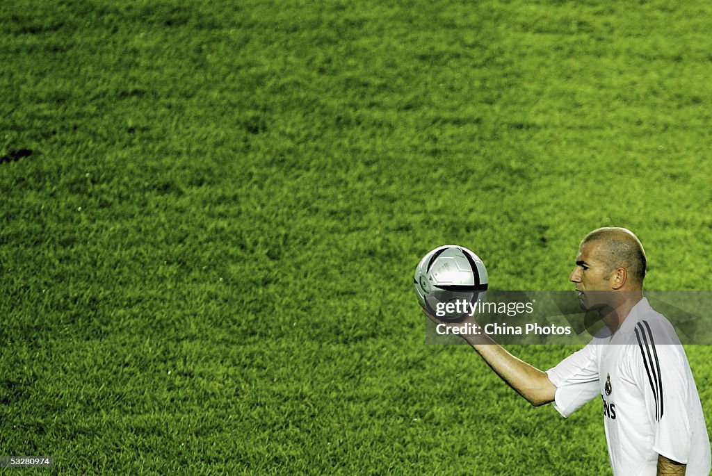 Beijing Hundai v Real Madrid