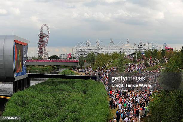 Londen Olympics / BMX Cycling : Men Illustration Illustratie / Olympic Stadion Stadium / Public Publiek Spectators Fans Supporters / Seeding Run BMX...