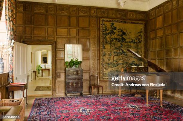 17th century cotswold country house - big house stock-fotos und bilder