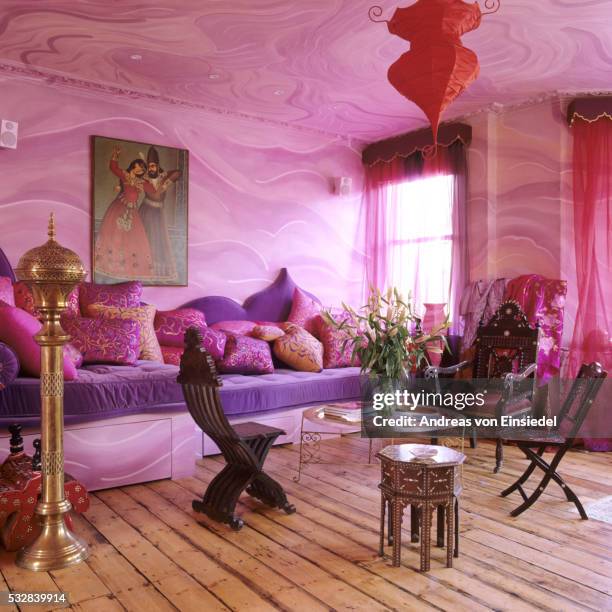 victorian london villa with arabesque ceramic and pink walls - bright home interior stock pictures, royalty-free photos & images