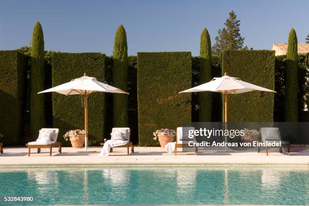 provencal holiday house - summer spa stock pictures, royalty-free photos & images