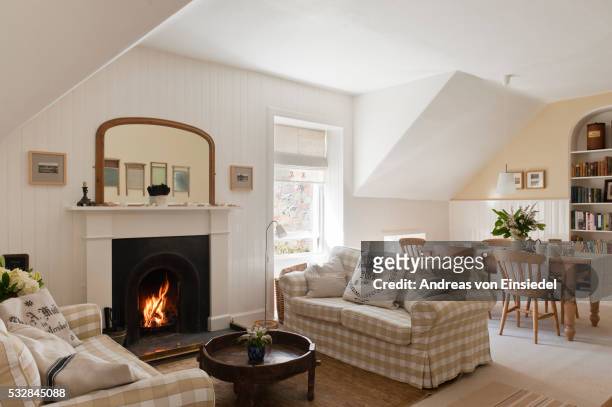 the rookery, holiday cottage scotland - fireplace stockfoto's en -beelden