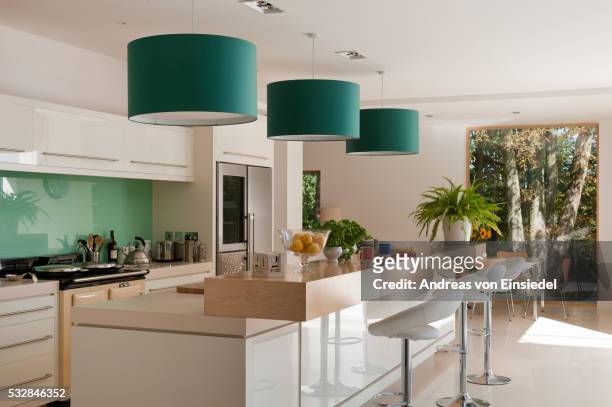 new build home of interior designer jemima withey - barhocker stock-fotos und bilder