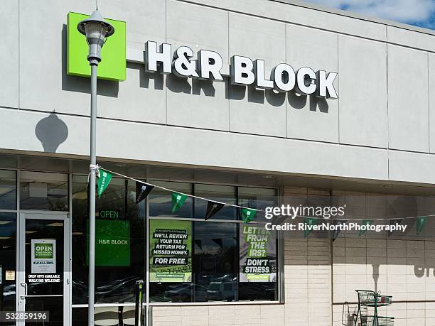 H And R Block Photos and Premium High Res Pictures - Getty Images
