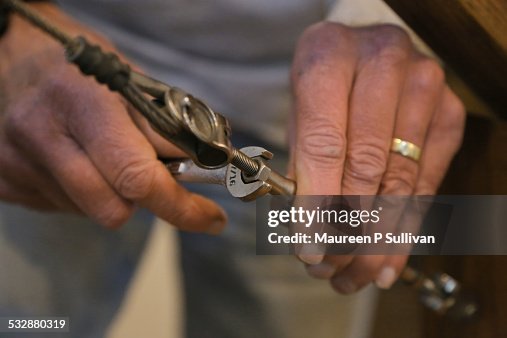 Using Hand Tools Using Hand Tools